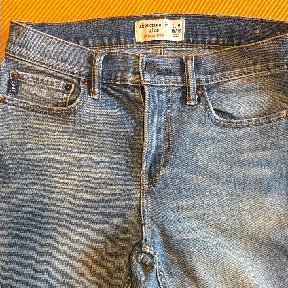 Abercrombie Kids Light Blue Skinny Jeans